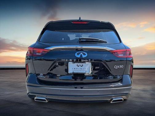 2021 INFINITI QX50 LUXE