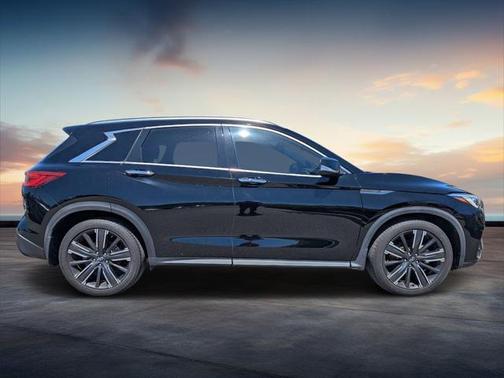 2021 INFINITI QX50 LUXE