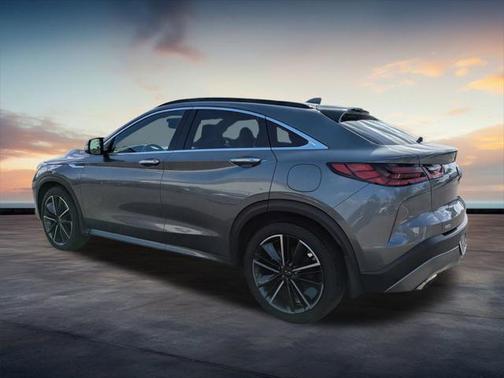 2023 INFINITI QX55 LUXE