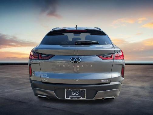 2023 INFINITI QX55 LUXE