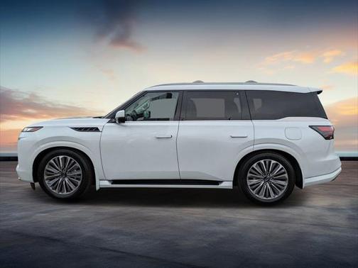 2025 INFINITI QX80 Luxe
