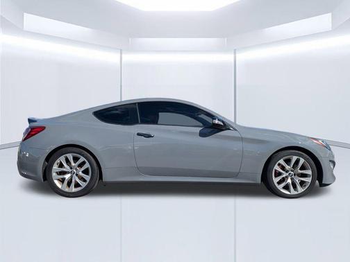 2013 Hyundai Genesis Coupe 3.8 Grand Touring
