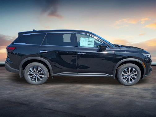 2025 INFINITI QX60 Pure