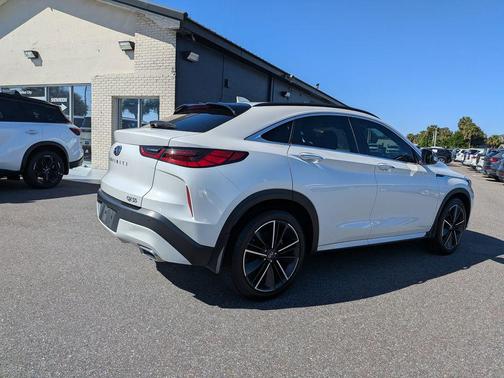 2023 INFINITI QX55 LUXE