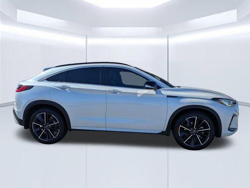 2023 INFINITI QX55 LUXE