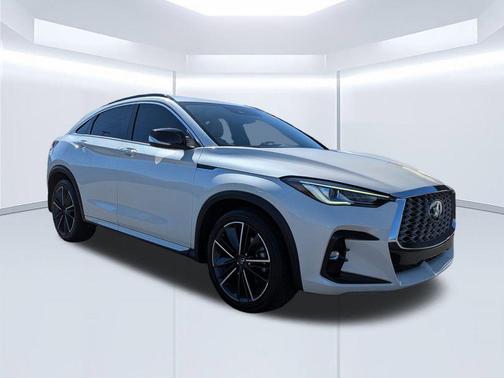 2023 INFINITI QX55 LUXE