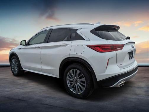 2025 INFINITI QX50 Luxe AWD