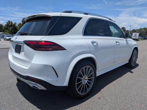 White 2025 Mercedes-Benz GLE 350 Base