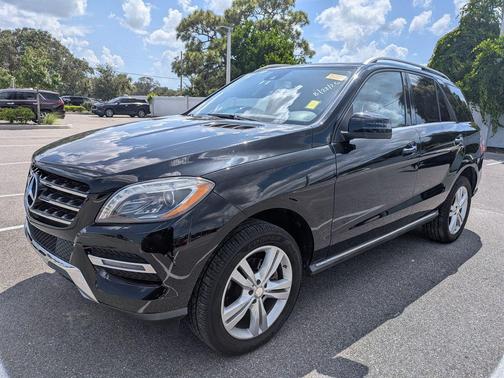 Black 2013 Mercedes-Benz M-Class ML 350