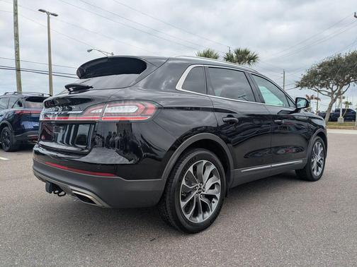 2021 Lincoln Nautilus Reserve