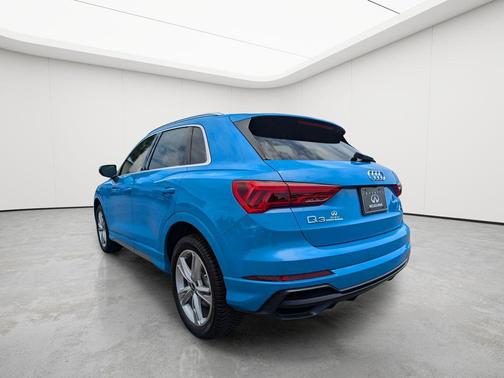 2021 Audi Q3 45 S line Premium