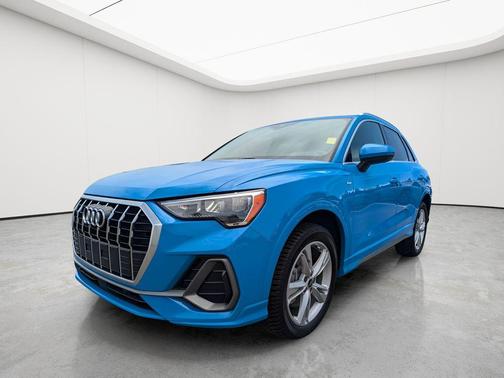 2021 Audi Q3 45 S line Premium