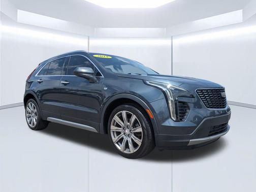 Shadow Metallic 2019 Cadillac XT4 Premium Luxury