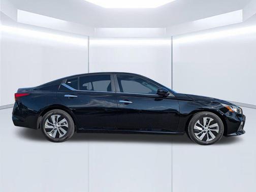 2020 Nissan Altima S FWD
