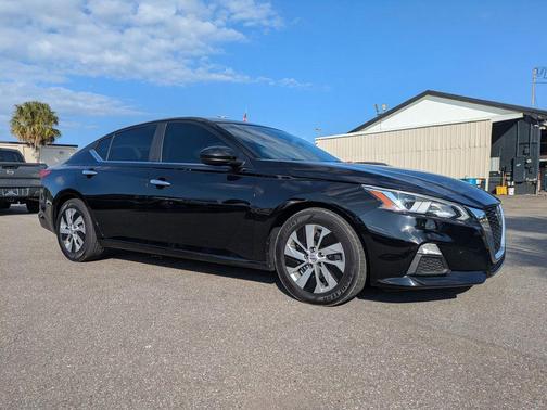 2020 Nissan Altima S FWD