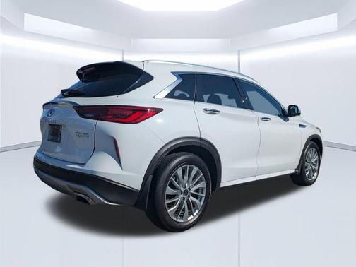 2025 INFINITI QX50 Luxe AWD