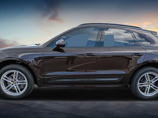 2022 Porsche Macan Base