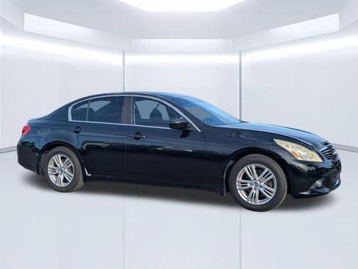 2012 INFINITI G25 Base