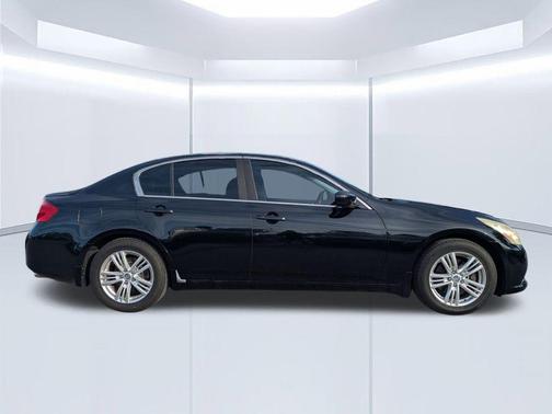 2012 INFINITI G25 Base