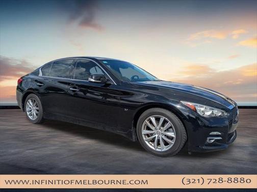 2015 INFINITI Q50 Premium