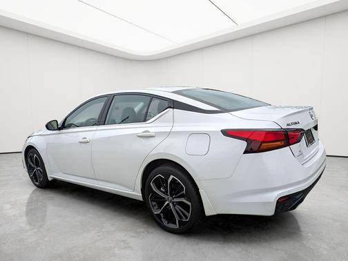 2024 Nissan Altima SR Intelligent AWD