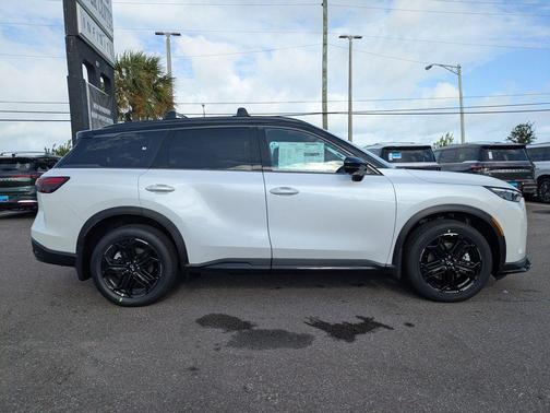 2026 INFINITI QX60 Base