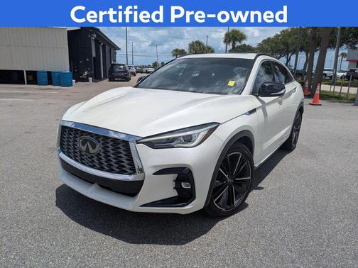 Majestic White 2022 INFINITI QX55 LUXE