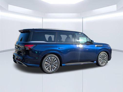 2025 INFINITI QX80 SENSORY AWD
