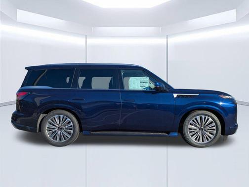 2025 INFINITI QX80 SENSORY AWD