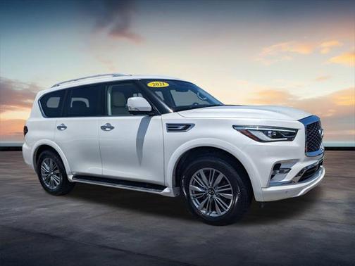 2021 INFINITI QX80 Luxe