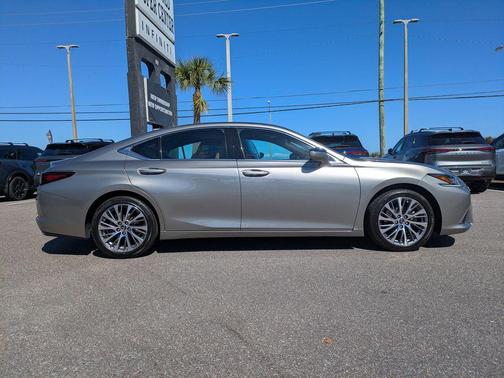 2021 Lexus ES 350 Base