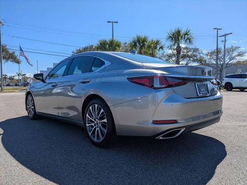 2021 Lexus ES 350 Base