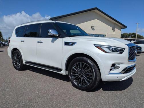 2024 INFINITI QX80 SENSORY AWD