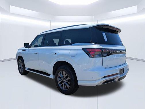 Radiant White 2026 INFINITI QX80 PURE