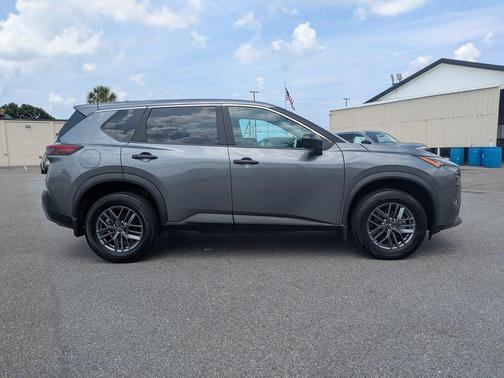 Gun Metallic 2023 Nissan Rogue S