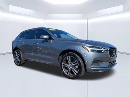 2018 Volvo XC60 T6 Momentum