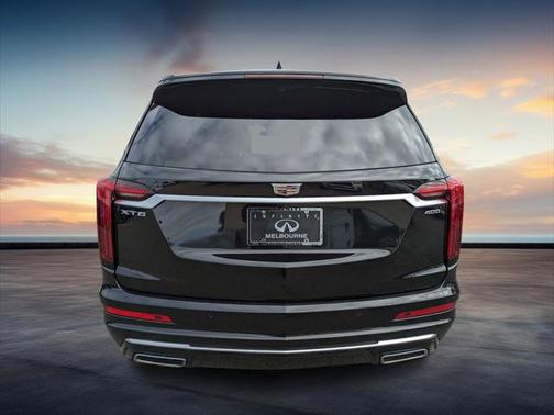 2024 Cadillac XT6 Premium Luxury FWD