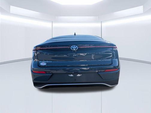 2026 Toyota Crown Platinum