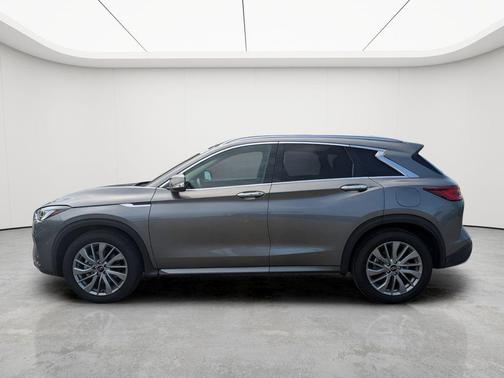 2024 INFINITI QX50 LUXE