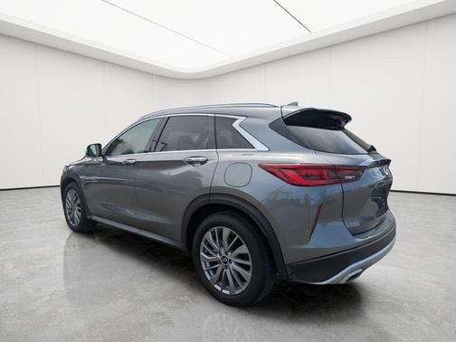 2024 INFINITI QX50 LUXE