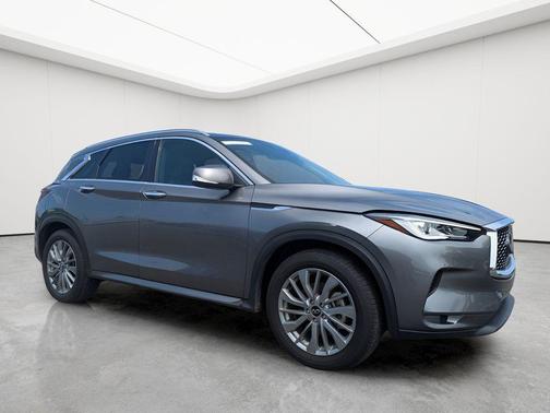 2024 INFINITI QX50 LUXE