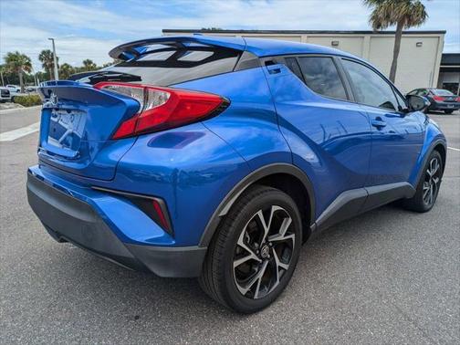 2021 Toyota C-HR XLE