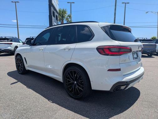 Alpine White 2023 BMW X5 sDrive40i