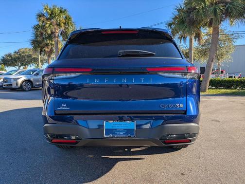 2026 INFINITI QX60 Base