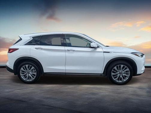 2025 INFINITI QX50 Pure AWD