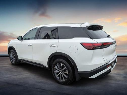 2025 INFINITI QX60 Pure