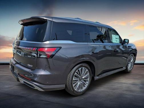 2025 INFINITI QX80 Luxe