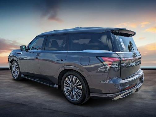 2025 INFINITI QX80 Luxe