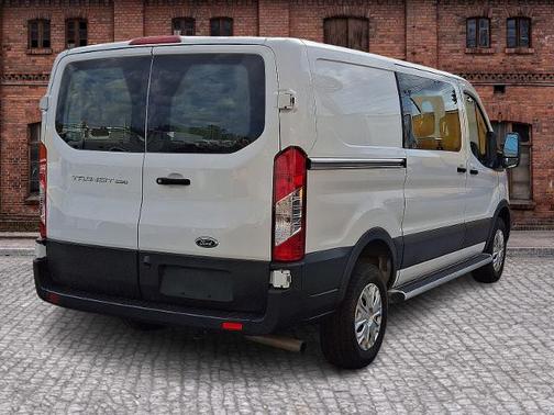 2023 Ford Transit-250