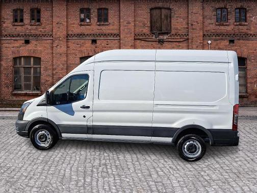 2021 Ford Transit-250 148 WB HIGH ROOF CARGO